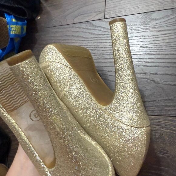 Mossimo Women’s 8 Glitter Sparkle Heels - Picture 6 of 6